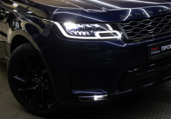 Подержанный автомобиль Land Rover Range Rover Sport 2021 года (30 фото)