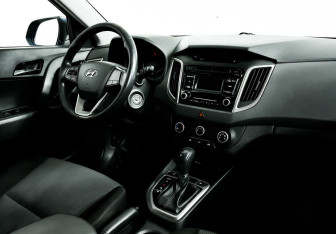 Подержанный автомобиль Hyundai Creta 2018 года (9 фото)