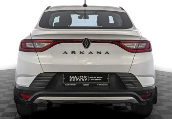 Подержанный автомобиль Renault Arkana 2021 года (6 фото)