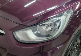 Подержанный автомобиль Hyundai Solaris Sedan 2012 года (11 фото)