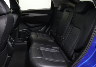 Подержанный автомобиль Haval F7x 2024 года (10 фото)