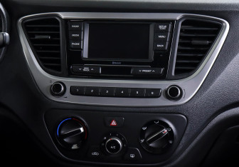 Подержанный автомобиль Hyundai Solaris Sedan 2018 года (14 фото)