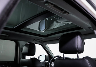 Подержанный автомобиль Land Rover Range Rover Sport 2013 года (16 фото)