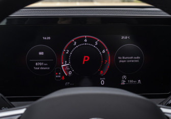 Подержанный автомобиль Volkswagen Tiguan 2025 года (13 фото)