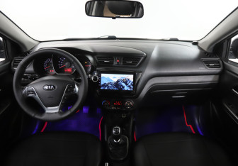 Подержанный автомобиль Kia Rio Sedan 2015 года (5 фото)
