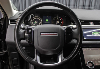 Подержанный автомобиль Land Rover Range Rover Evoque 2019 года (16 фото)