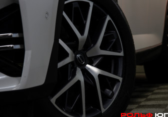 Подержанный автомобиль GAC GS8 2023 года (35 фото)