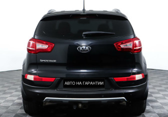 Подержанный автомобиль Kia Sportage 2012 года (6 фото)