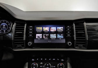 Подержанный автомобиль Skoda Kodiaq 2021 года (15 фото)