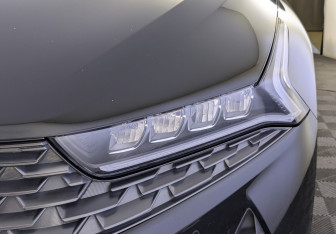 Подержанный автомобиль Kia K5 2021 года (11 фото)