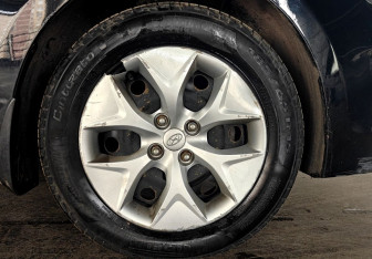 Подержанный автомобиль Hyundai Solaris Sedan 2015 года (18 фото)