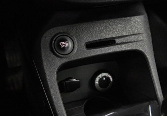 Подержанный автомобиль Renault Kaptur 2019 года (21 фото)