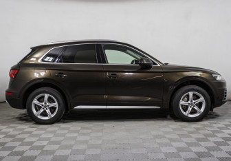 Подержанный автомобиль Audi Q5 2017 года (4 фото)