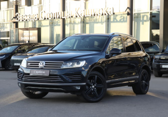 Подержанный автомобиль Volkswagen Touareg 2016 года (24 фото)