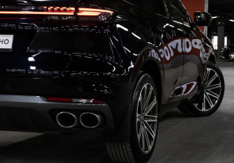 Подержанный автомобиль Changan UNI-K 2023 года (30 фото)