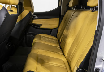 Подержанный автомобиль Changan Hunter Plus 2023 года (14 фото)