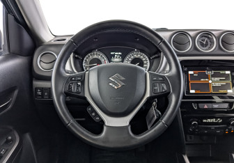 Подержанный автомобиль Suzuki Vitara 2021 года (22 фото)