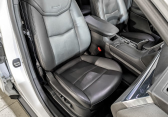 Подержанный автомобиль Cadillac XT5 2021 года (25 фото)