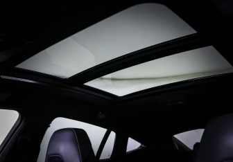 Подержанный автомобиль BMW X6 2021 года (20 фото)