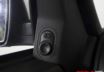 Подержанный автомобиль Opel Meriva 2008 года (19 фото)