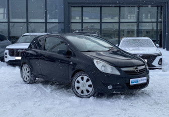 Подержанный автомобиль Opel Corsa 2008 года (3 фото)