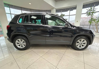 Подержанный автомобиль Volkswagen Tiguan 2010 года (4 фото)