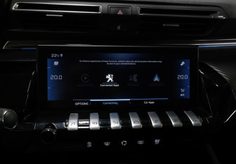 Подержанный автомобиль Peugeot 508 Wagon 2019 года (17 фото)