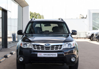 Подержанный автомобиль Subaru Forester Suv 2011 года (2 фото)