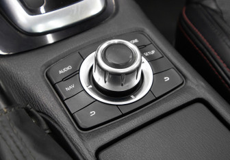 Подержанный автомобиль Mazda 6 Sedan 2014 года (18 фото)