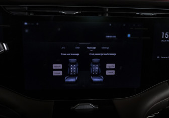 Подержанный автомобиль Exeed VX 2023 года (20 фото)