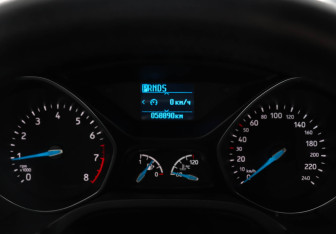 Подержанный автомобиль Ford Focus Hatchback 2017 года (11 фото)