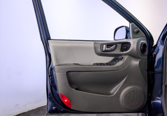 Подержанный автомобиль Hyundai Santa Fe 2008 года (19 фото)