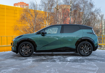 Подержанный автомобиль Zeekr X 2023 года (6 фото)