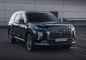 Подержанный автомобиль Hyundai Palisade 2023 года (3 фото)