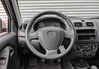 Подержанный автомобиль LADA (ВАЗ) Granta Sedan 2024 года (20 фото)