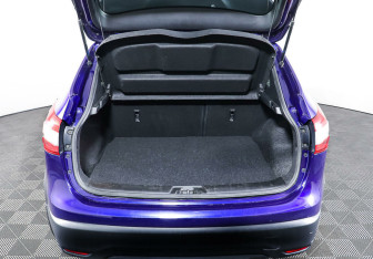 Подержанный автомобиль Nissan Qashqai 2017 года (18 фото)