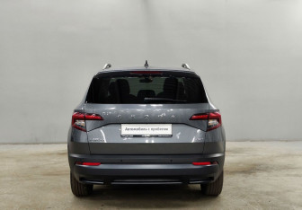 Подержанный автомобиль Skoda Karoq 2020 года (6 фото)
