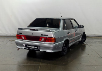 Подержанный автомобиль LADA (ВАЗ) 2115 2010 года (6 фото)