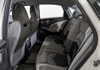 Подержанный автомобиль Kaiyi E5 2024 года (18 фото)