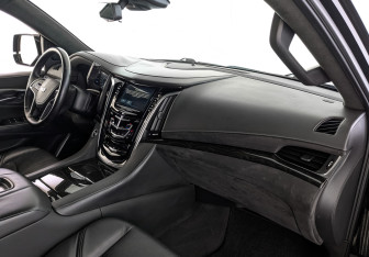 Подержанный автомобиль Cadillac Escalade Suv 2020 года (13 фото)