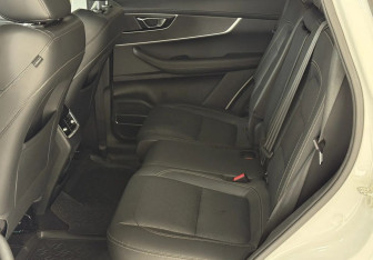 Подержанный автомобиль Chery Tiggo 8 2021 года (19 фото)