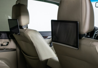 Подержанный автомобиль Mitsubishi Pajero 2020 года (11 фото)