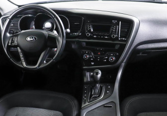 Подержанный автомобиль Kia Optima Sedan 2013 года (6 фото)