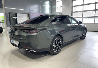 Подержанный автомобиль Changan Lamore 2024 года (4 фото)
