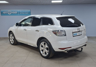 Подержанный автомобиль Mazda CX-7 2011 года (7 фото)