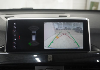 Подержанный автомобиль BMW X1 2020 года (15 фото)