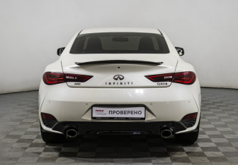 Подержанный автомобиль Infiniti Q60 Coupe 2017 года (6 фото)