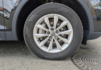 Подержанный автомобиль Audi Q5 2017 года (18 фото)