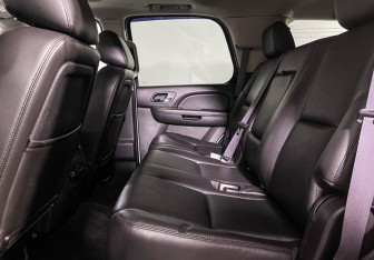 Подержанный автомобиль Chevrolet Tahoe 2011 года (10 фото)