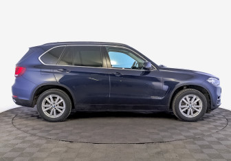 Подержанный автомобиль BMW X5 2017 года (4 фото)